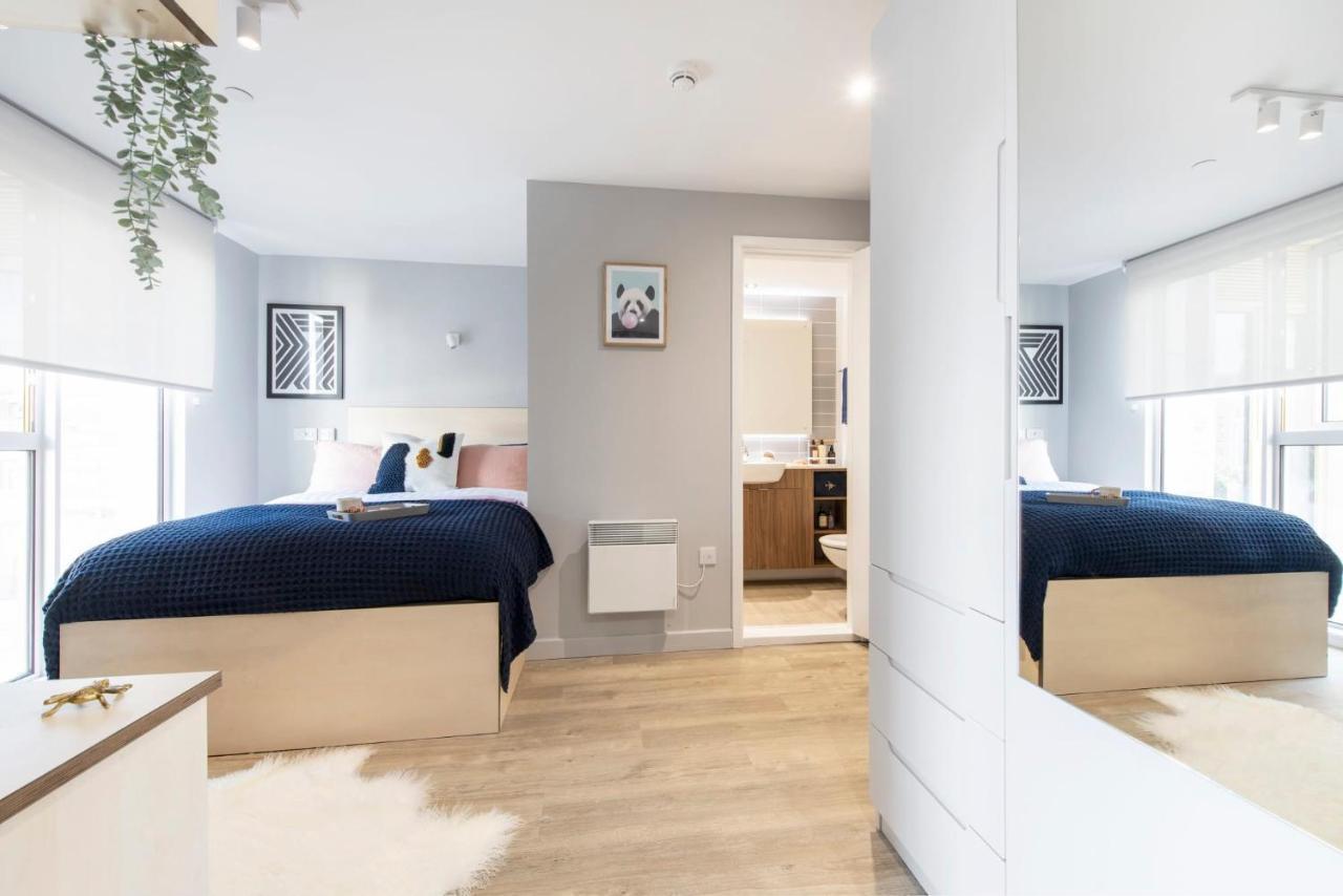 Sleek Studios, Apartments And Private Bedrooms At Silk Mill Close To Edinburgh Old Town エクステリア 写真